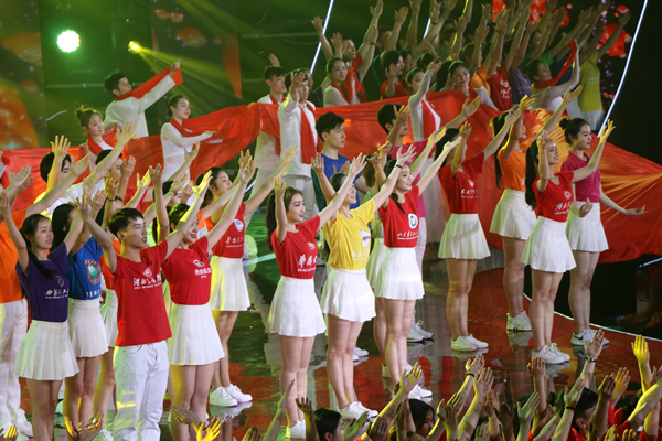 明星|翻滾吧!全息科技演出,讓我們“造”起來(lái) 明星|翻滾吧!全息科技演出,讓我們“造”起來(lái)